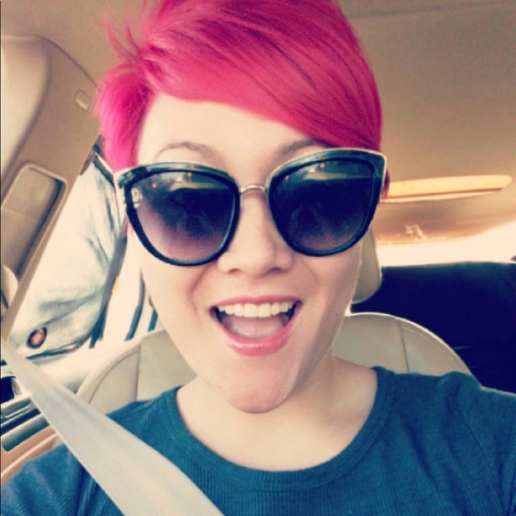 Hi! - Picture 5 of 6